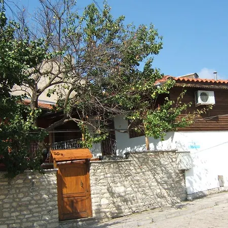 Regina's Casa de hóspedes 3*