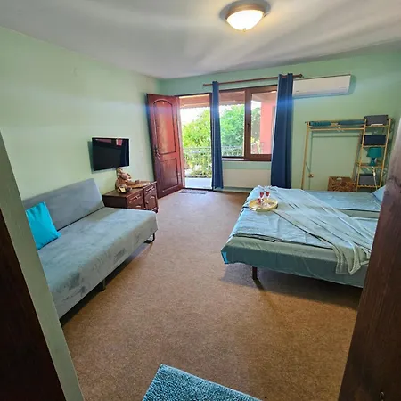 Regina's 3* Balchik