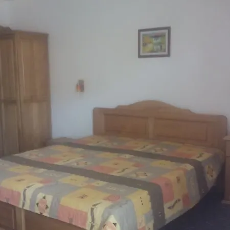 Pensionat Regina's 3*