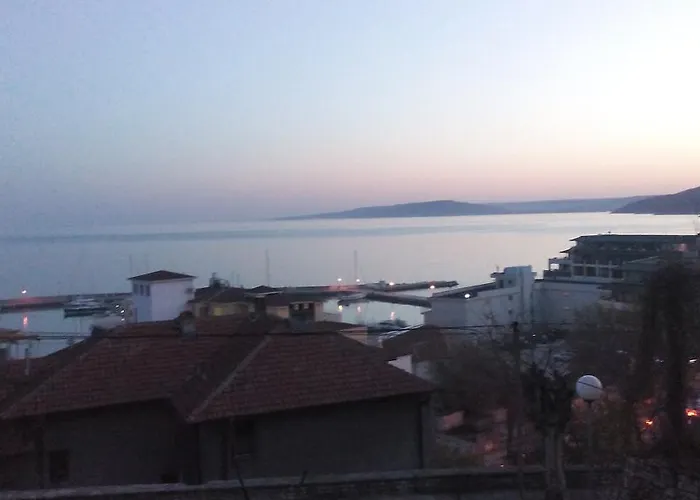 Πανσιόν Regina's 3*