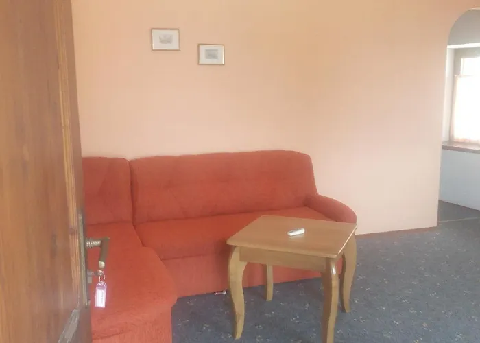 Regina's Πανσιόν