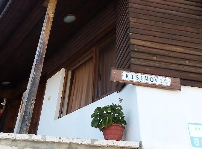 Regina's Πανσιόν